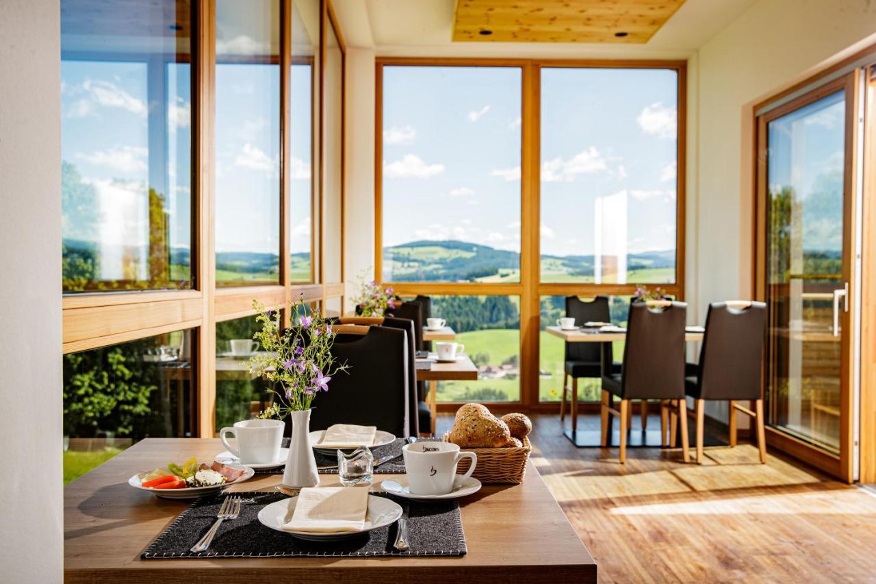 Der Almblick Hotell Strallegg Exteriör bild