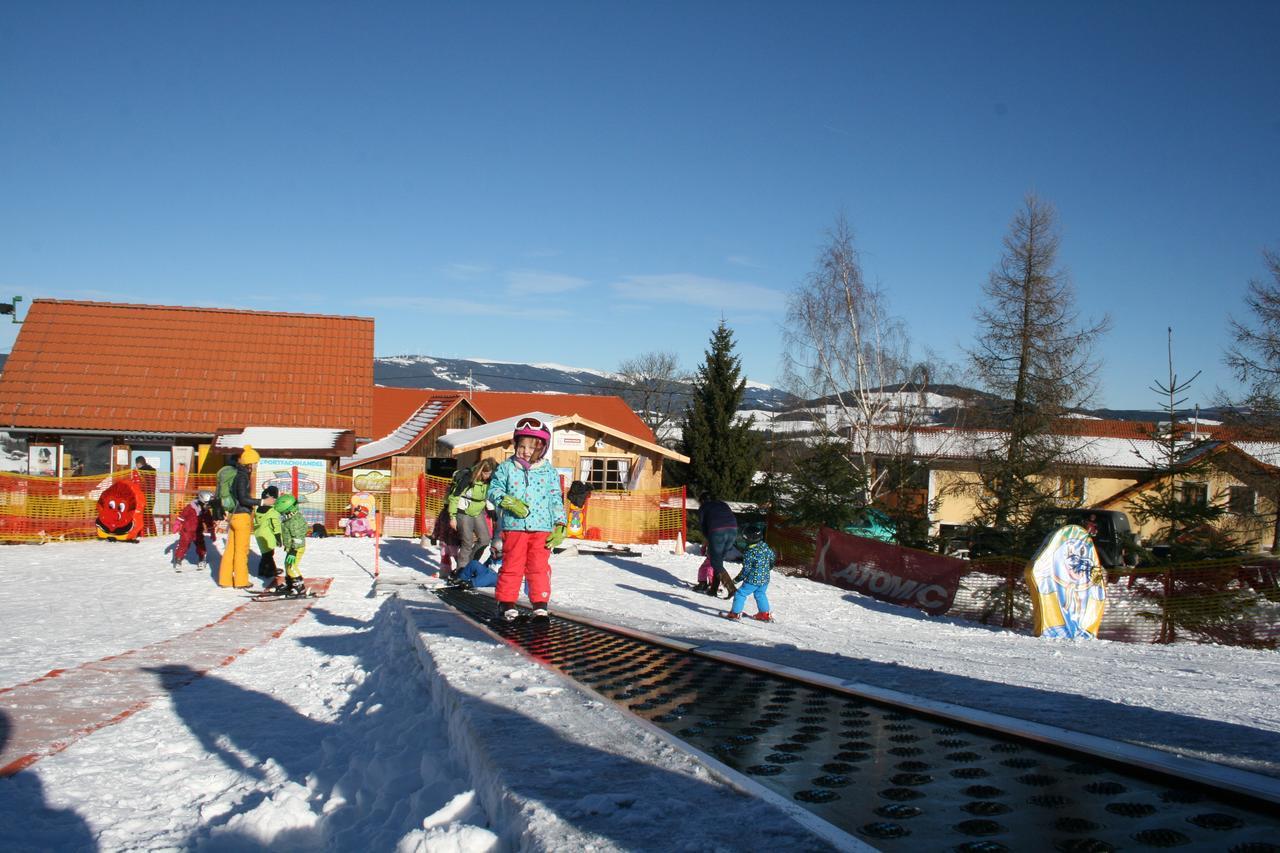 Der Almblick Hotell Strallegg Exteriör bild